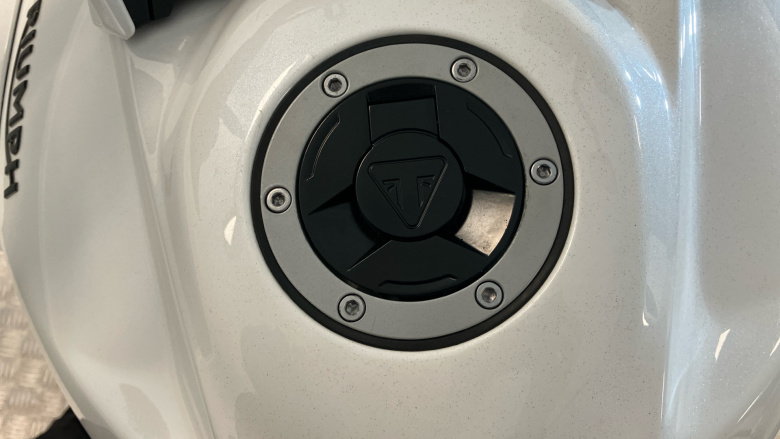 Triumph Tiger 800 XCX (15MY)